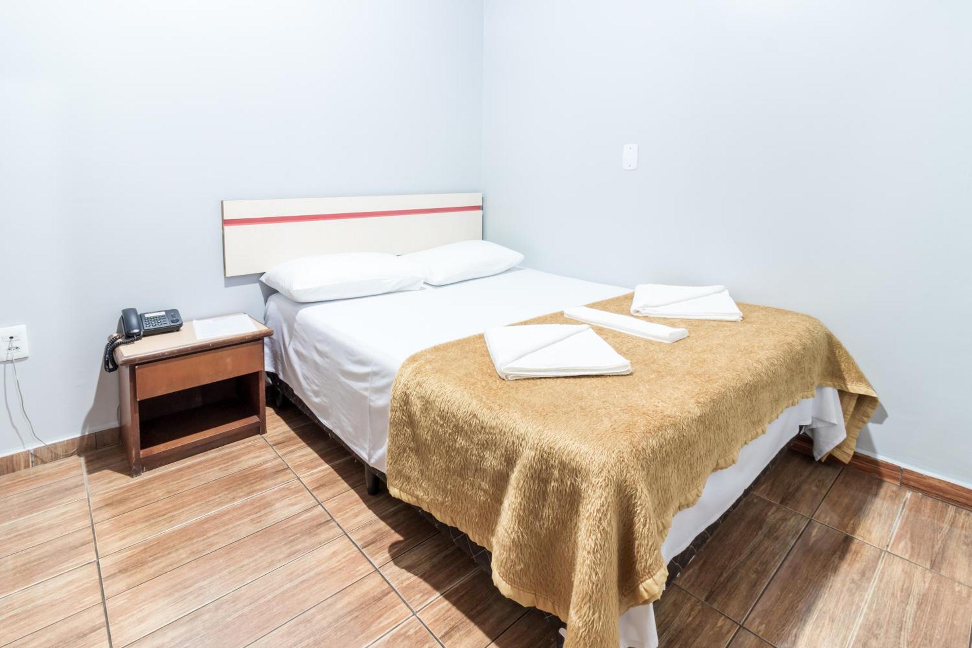 Foz Budget Hotel Фос ду Игуасу Екстериор снимка