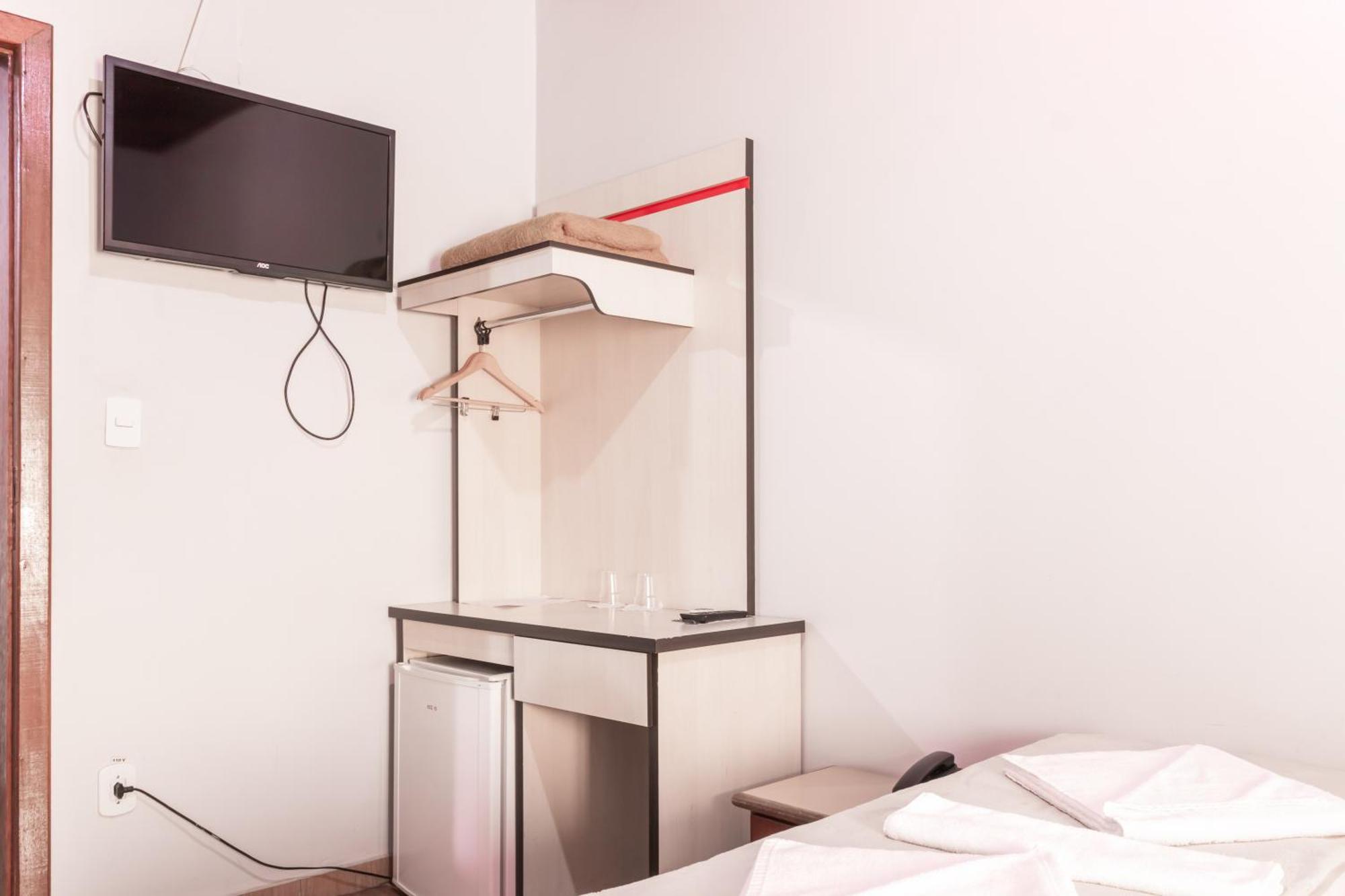 Foz Budget Hotel Фос ду Игуасу Екстериор снимка