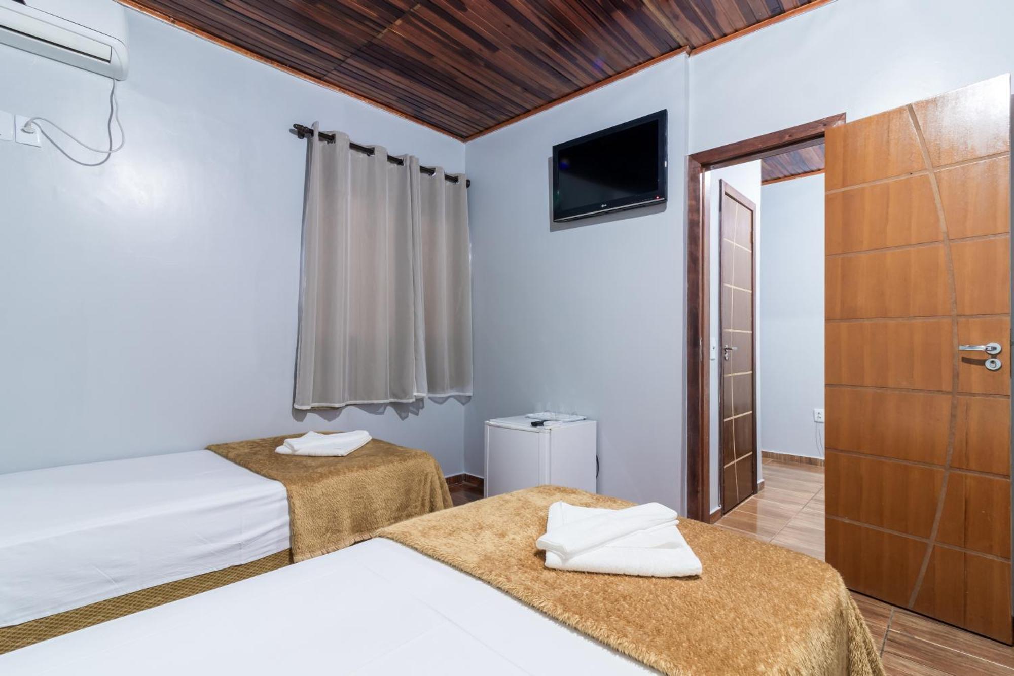 Foz Budget Hotel Фос ду Игуасу Екстериор снимка
