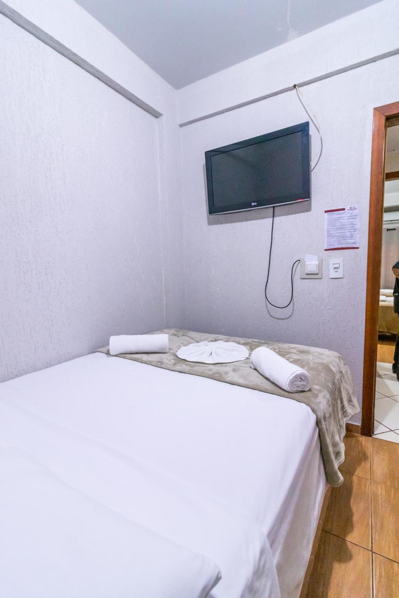 Foz Budget Hotel Фос ду Игуасу Екстериор снимка