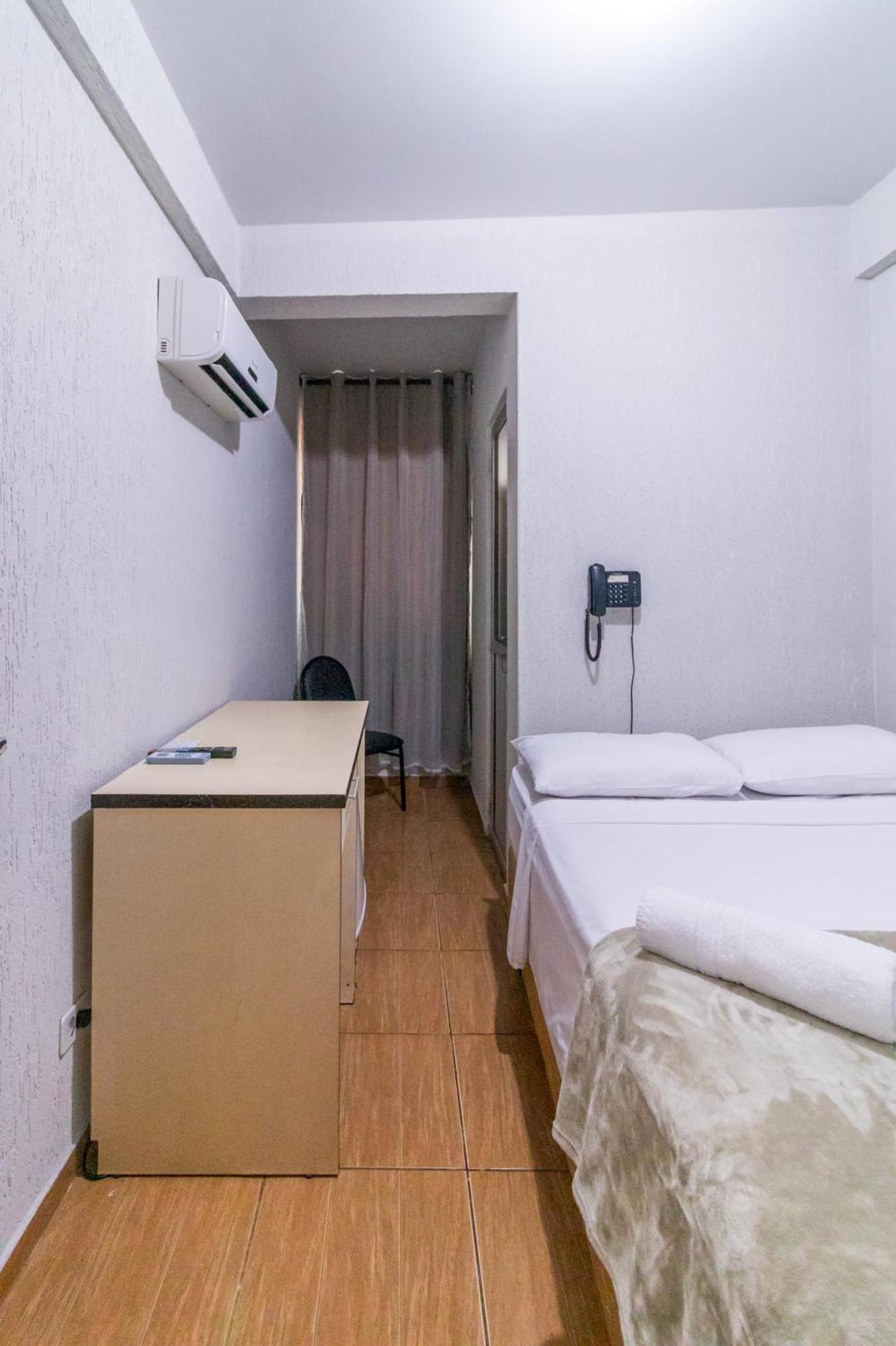 Foz Budget Hotel Фос ду Игуасу Екстериор снимка